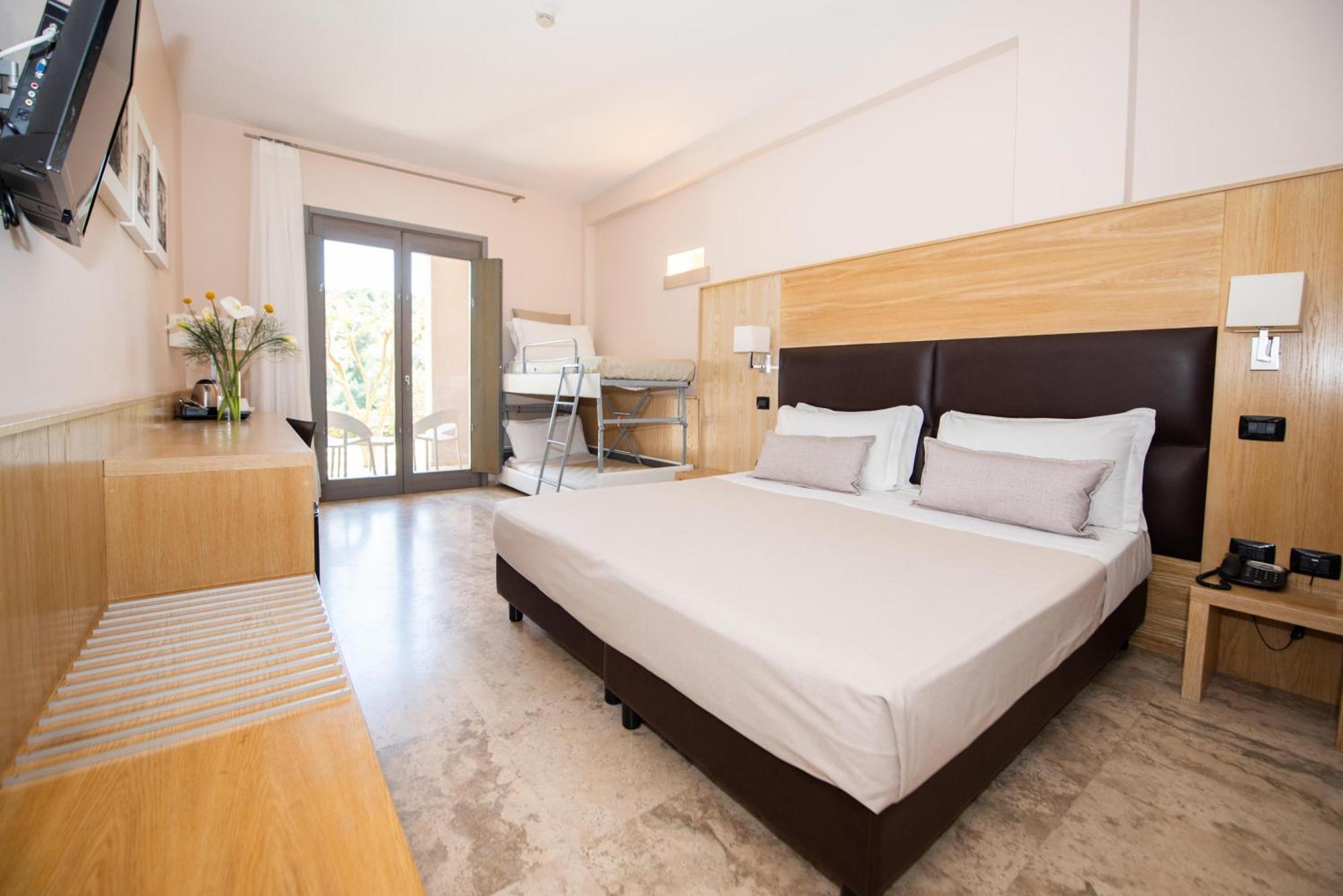 Superior Quadruple Room